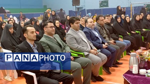 افتتاحیه جشنواره بزرگ بازی و یادگیری دوره ابتدایی آموزش و پرورش ورامین 