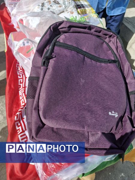 جشن عاطفه‌ها در دبیرستان افق خواف 