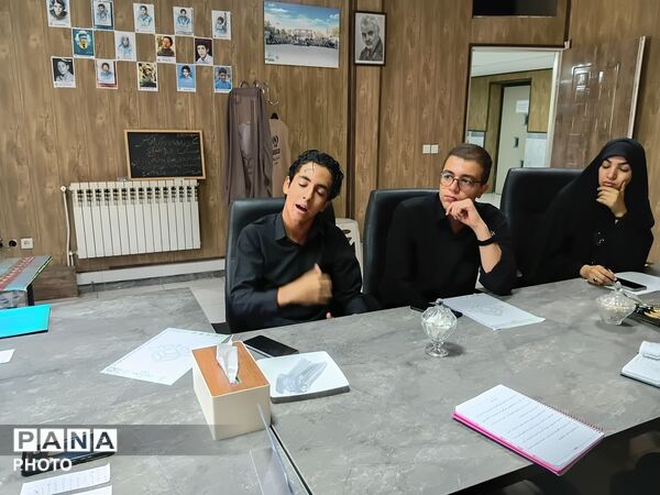 نشست شورای دانش‌آموزی  استان البرز