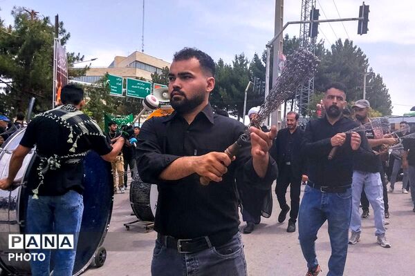 مراسم عزاداری عاشورای حسینی 