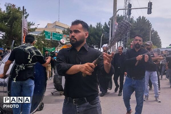 مراسم عزاداری عاشورای حسینی 