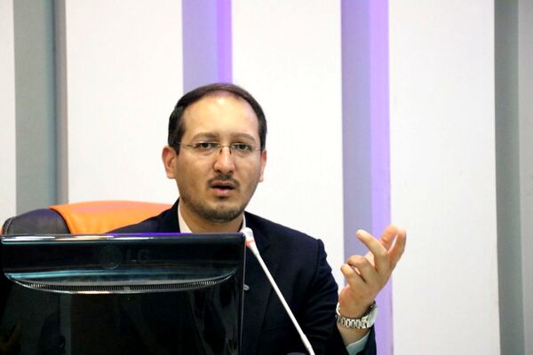 نشست خبری اتاق کنترل وضعیت ستاد انتخابات مشهد 