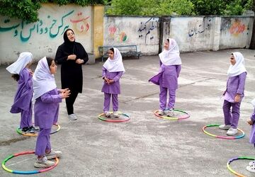 روایتی از آموزگار نمونه استانی آملی