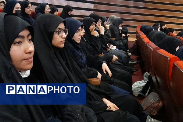 تقدیر از دختران برتر خبرگزاری پانا،رشته‌های قرآنی و فرهنگی و هنری ناحیه دو شهرری 