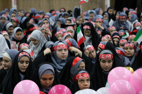 همایش دختران حاج قاسم 