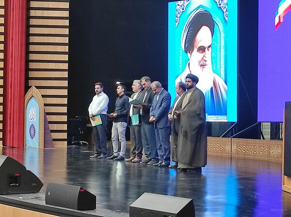 برگزاری مراسم اختتامیه  مسابقات قرآن،  عترت و نماز دانش آموزی شهر تهران
