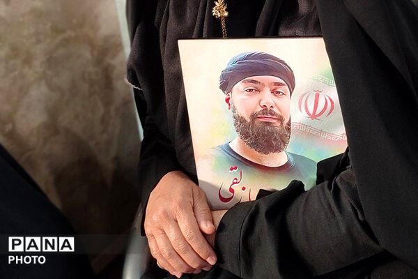 طنین یاد و نام شهدای مقاومت در مصلای شهرستان قدس