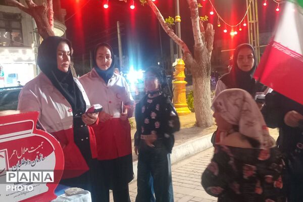 حضور مردم‌ نسیم‌شهر در سی هفتمین تجمع شبانه میدان‌ هفت‌تیر