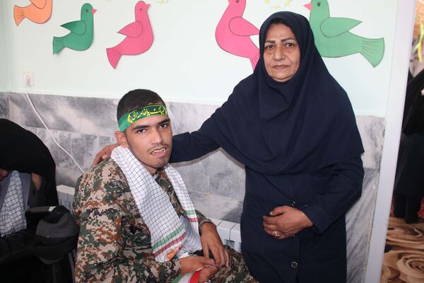 نواختن زنگ ایثار، شهادت و نماز در آموزشگاه ولایت شهرستان فریمان