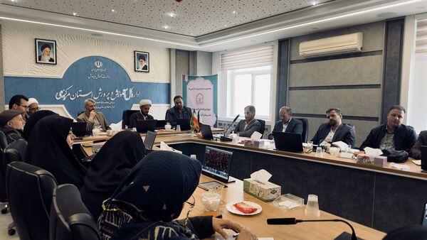 برگزاری اولین دوره‌ی توانمندسازی ‌مدرسان آموزش‌خانواده استان مرکزی با موضوع مهارت‌های دعوت فرزندان به نماز