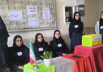 انتخابات شورانگیز شورای دانش‌آموزی در دبیرستان زهرالمرضیه خاردان 