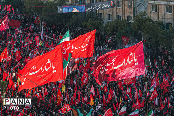 تشییع پیکر رهبر شهید انقلاب در مشهد مقدس-۴

