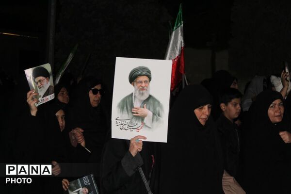 احیا در اولین شب قدر و هشتمین شب مراسم شهادت قائد امت آیت الله خامنه ای 