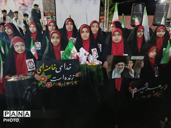 اربعین رهبر شهید انقلاب و شهدای میناب در گلوگاه 