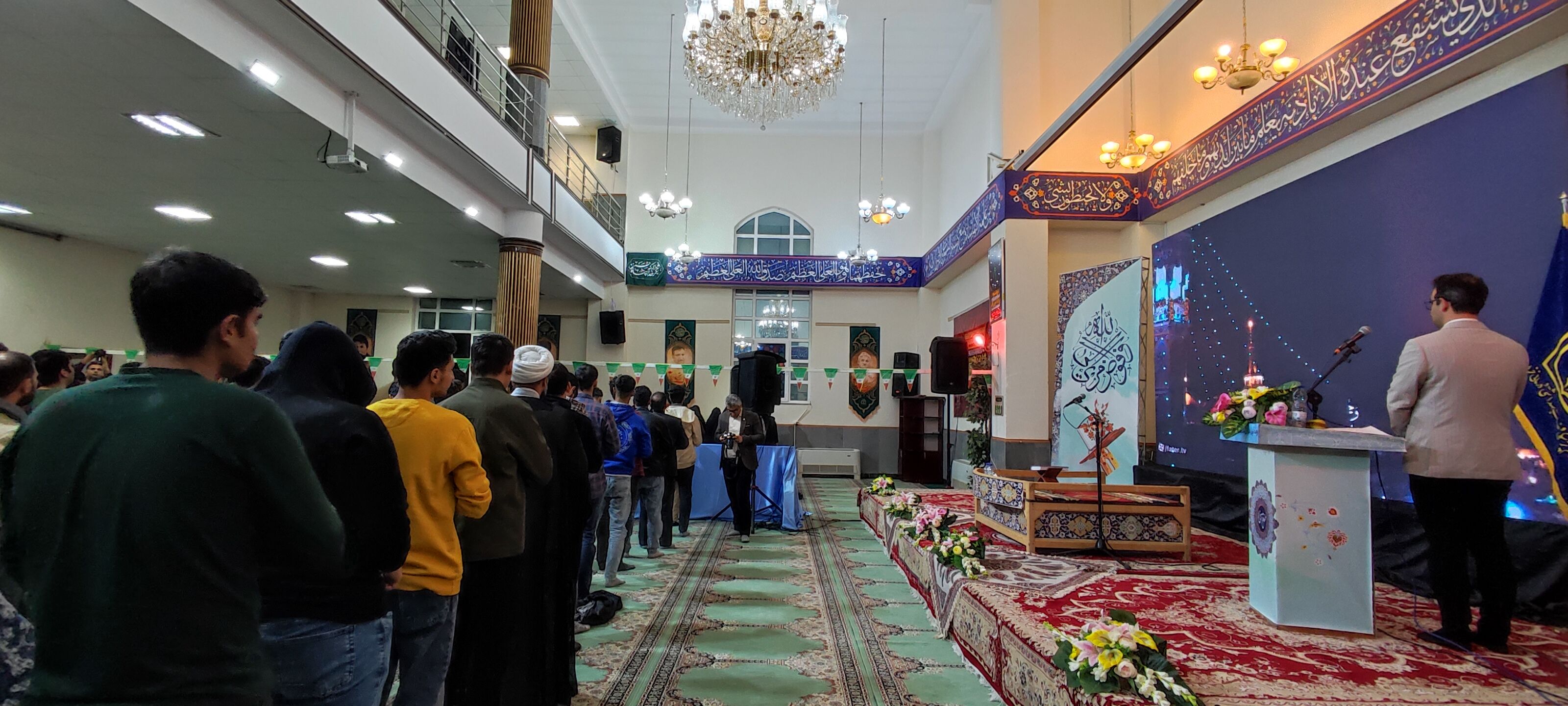 پدیده نوجوان قرآنی در محفل انس با قرآن کریم در دانشگاه علوم پزشکی خراسان شمالی
