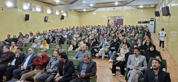 انتخابات انجمن اولیاء و مربیان مدرسه شهید‌رجایی یک بجنورد