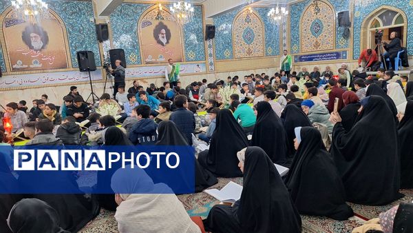 محفل هفتگی انس با قرآن به میزبانی استان البرز در آستان امامزاده حسن(ع) کرج