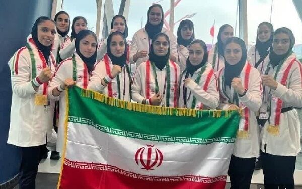 دعوت دختران نوجوان قمی به اردوی تیم ملی هندبال

