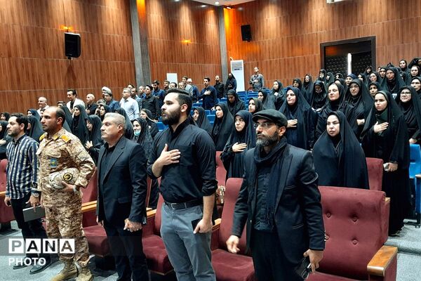 جلسه مدیران مدارس منطقه کهریزک؛ هماهنگی «پروژه مهر» و آیین بدرقه رهبر شهید