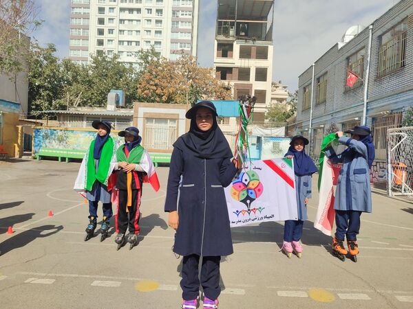 زنگ ورزش ، زنگ نشاط دبیرستان شاهد تکتم ناحیه ۳ مشهد