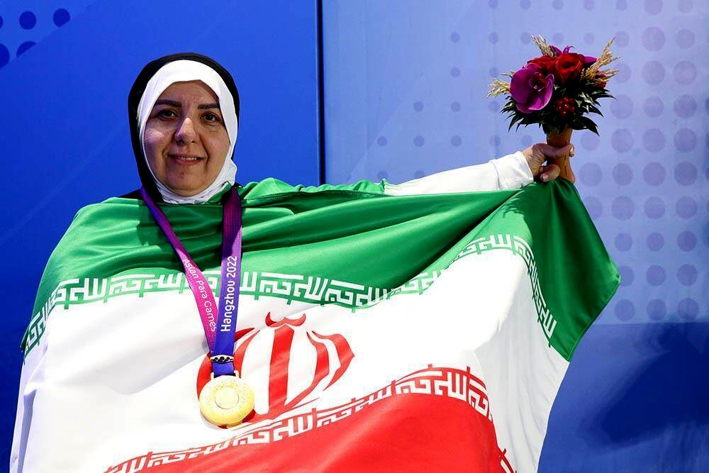دلنوشته الناز دارابیان برای چهلمین روز شهادت رهبر؛ غم استخوان‌سوزی است فراغت