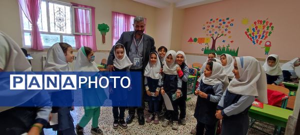 مسابقات استعداد یابی دارت در دبستان دخترانه آزادی شیروان