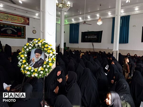 حضور پرشور و پر رنگ فرهنگیان جاجرم  در عزای رهبر شهید 