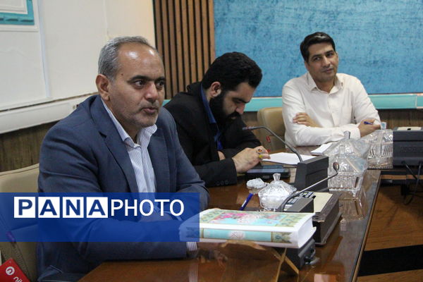 جلسه طرح نماد در آموزش و پرورش ناحیه یک یزد