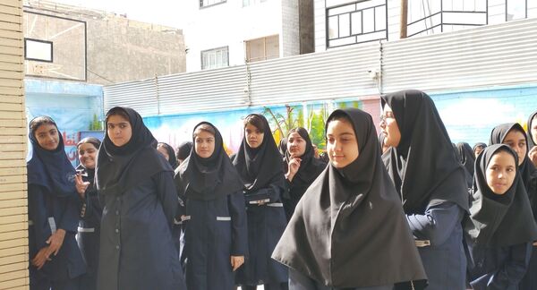 جشن جوانه ها در دبیرستان فیاض