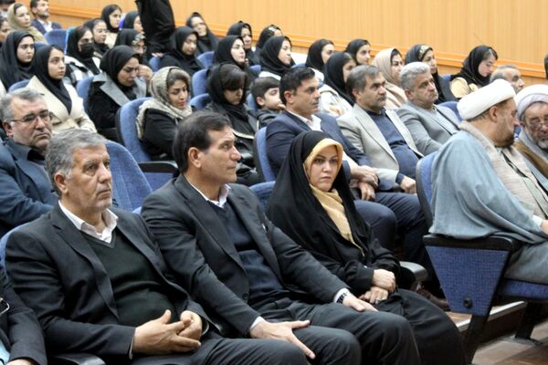 ملکان صحنه افتخارآفرینی برترین‌های کنکور ۱۴۰۴