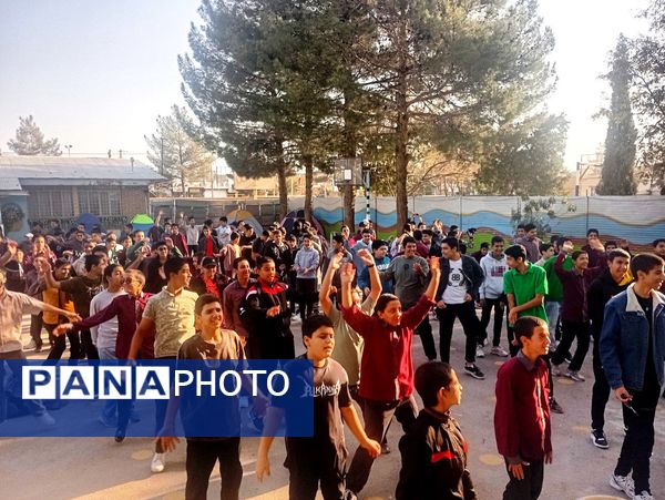 اردو درون مدرسه ای دبیرستان میثاق 