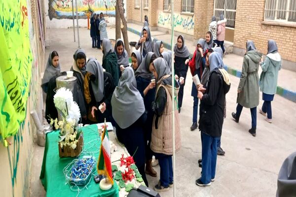 جشن عید مبعث در مدرسه فدک فاروج