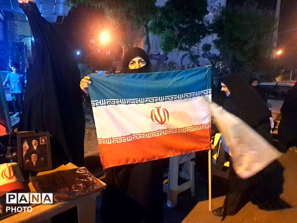 حضور حماسی مردم و فرهنگیان ناحیه ۶ در اجتماع بزرگ «یاوران ولایت»