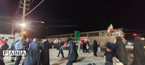 خدمت رسانی موکب مردمی شهید یزدانیان به اجتماعات شبانه اهالی روستای ورجان قم 