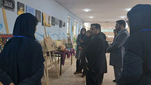 برگزاری جشنواره هفته ماها در مدرسه کارآفرینان بهارستان 2