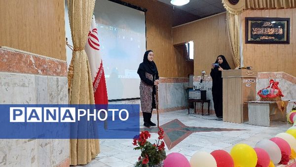 مراسم اختتامیه کلاس‌های اوقات فراغت کانون سمیه