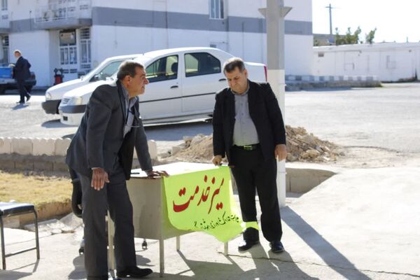 حضور پرشور کودکان در نماز جمعه گچساران