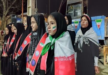 نقش آفرینی دانش آموزان شهر بار نیشابور در حسینیه شهدای این شهر