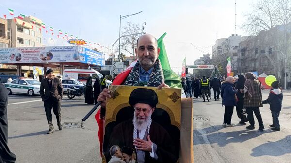 ۲۲ بهمن روز حیرت برای جهانیان