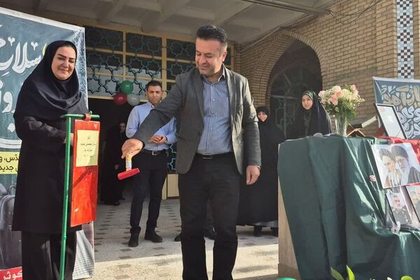 بهار دانش در هنرستان کوثر شهر قیامدشت