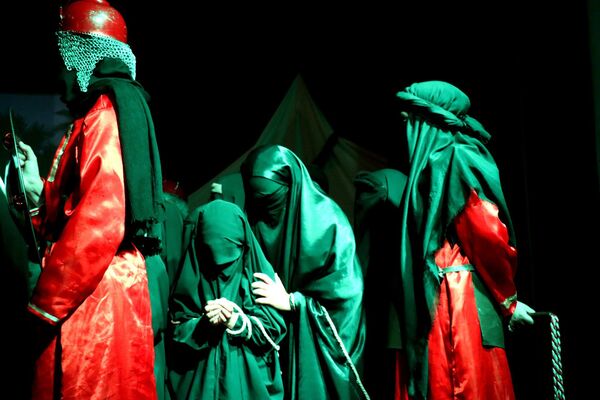 اجرای نمایش آیینی سرگذشت در مشهد