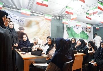 معلمان جانفدا برای دانش‌آموزان 