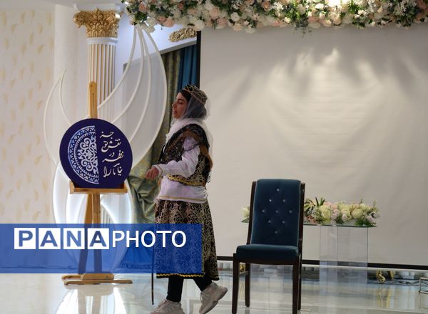 آیین تجلیل از برگزیدگان جشنواره‌های فرهنگی و هنری شمال‌غرب کشور در تبریز