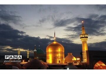 تبریک متفاوت دانش‌آموزان مدرسه پاینده به مناسبت میلاد امام‌رضا(ع)