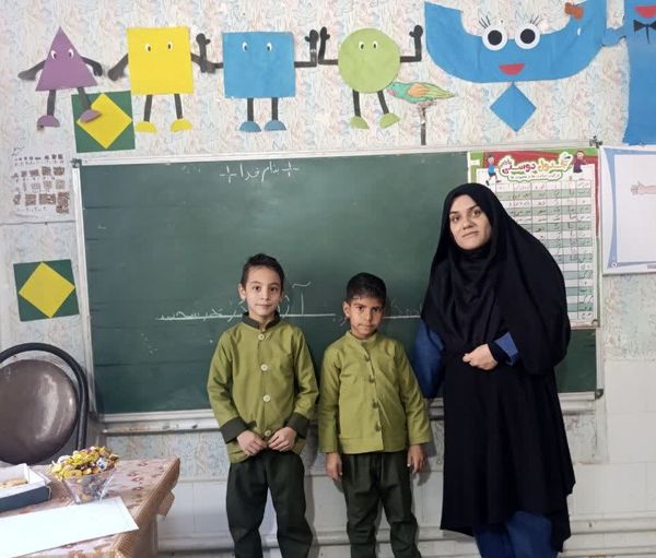 بازدید سرگروه‌های آموزشی از مدارس خاتم 