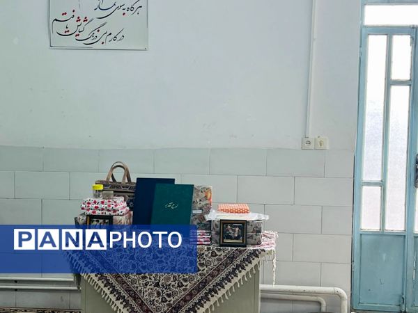 آیین تجلیل از برگزیدگان مسابقات قرآنی، فرهنگی و هنری در خاتم