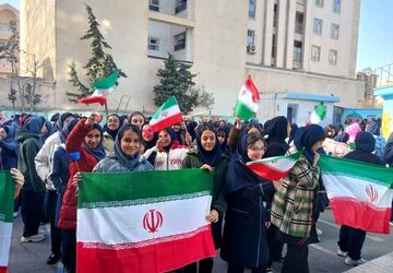 صدای زنگ پیروزی انقلاب اسلامی احساس امنیت دارد