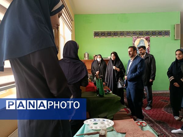 نواخته شدن زنگ هفته پژوهش در دماوند