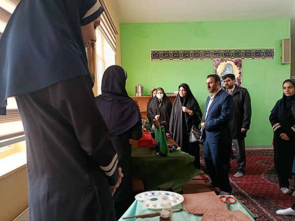 نواخته شدن زنگ هفته پژوهش در دماوند
