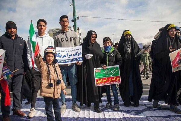 راهپیمایی باشکوه ۲۲ بهمن در کرمانشاه 